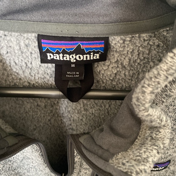 Men’s Patagonia grey 1/4 zip-up pullover - Picture 2 of 3